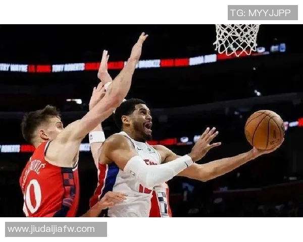 活塞队创下28连败历史纪录主帅辞职球员泪流满面更衣室悲痛不已